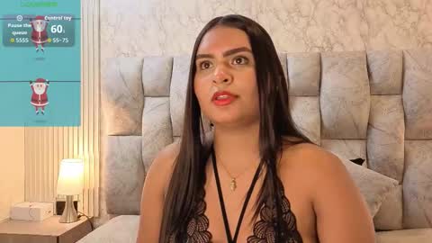 amarahanks_ online show from November 24, 9:24 pm