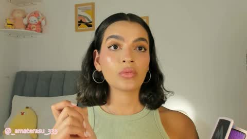  Mar  independent model  online show from May 4, 1:56 am