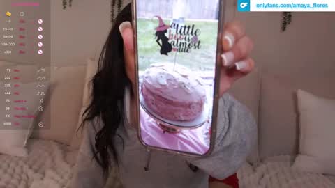 Snapshot of amaya_floress chatting on October 27, 5:40 am amaya_floress online show from October 27, 5:40 am