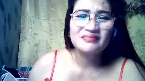 amazing angel online show from November 3, 6:31 pm