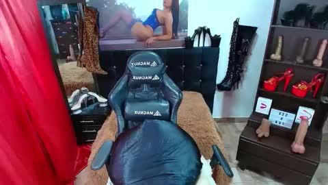 Zayra online show from March 31, 7:03 pm