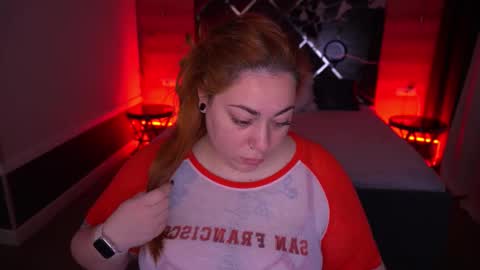 Snapshot of amazonkastar chatting on October 26, 8:52 pm Ellie online show from October 26, 8:52 pm
