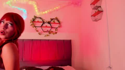 ambar_gh1 online show from May 5, 11:43 pm