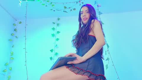 ambel_rose online show from March 1, 6:35 am