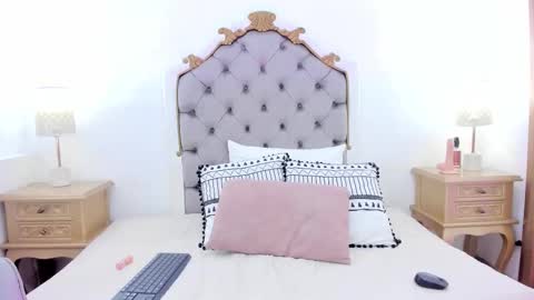 amber  ferrera online show from February 24, 8:23 pm