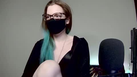 Snapshot of amber_candyfloss chatting on January 29, 11:04 pm Amber non-nude model online show from January 29, 11:04 pm