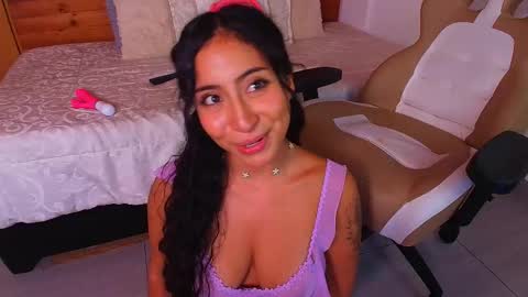 amber_curly online show from December 4, 10:20 pm