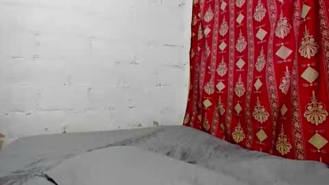 LUISA online show from April 1, 1:39 am