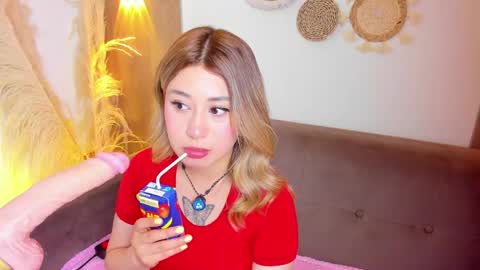 amber_palmer online show from May 3, 8:26 pm