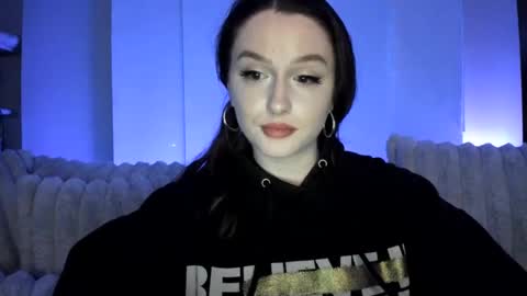 Snapshot of amberkinsley chatting on February 17, 5:14 am amberkinsley online show from February 17, 5:14 am