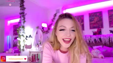 ambermilana online show from March 26, 7:02 am