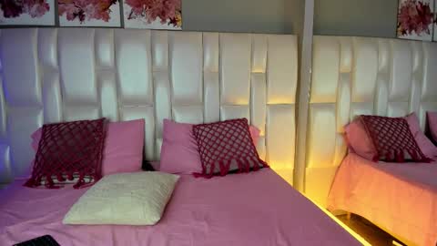 Amber  online show from September 18, 11:09 pm