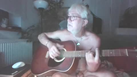 Amberr11 online show from August 2, 11:06 pm