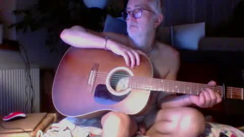 Snapshot of amberr11 chatting on October 21, 10:57 pm Amberr11 online show from October 21, 10:57 pm