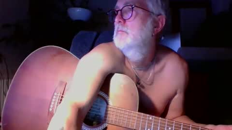 Snapshot of amberr11 chatting on October 5, 9:55 pm Amberr11 online show from October 5, 9:55 pm