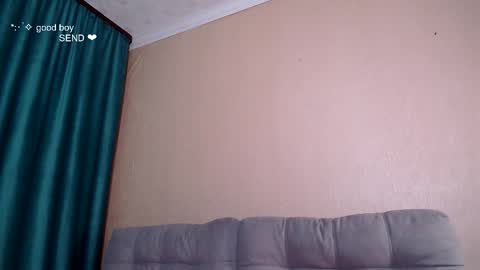 Snapshot of ambrosia_nectar chatting on October 23, 11:55 am 25 WEEK Princess Linnea online show from October 23, 11:55 am