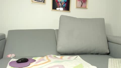 girl exsotic online show from March 11, 2:20 pm