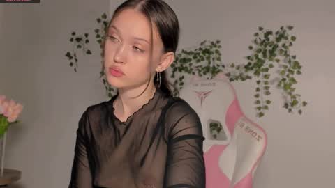 Snapshot of amelia_lein chatting on September 17, 12:58 am Your Amelia online show from September 17, 12:58 am