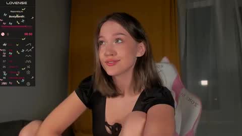 Snapshot of amelia_lein chatting on March 6, 11:31 pm Your Amelia online show from March 6, 11:31 pm