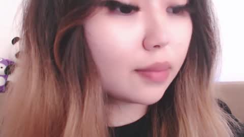 Amelia online show from April 30, 8:57 pm