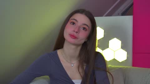 Amelia online show from April 3, 6:37 pm