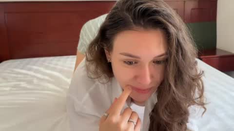 Ameli online show from June 20, 11:33 pm