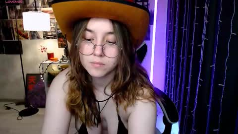 Amelia online show from March 10, 12:31 pm