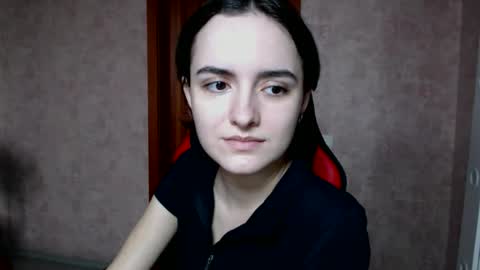 Snapshot of ameliebanshee chatting on October 27, 11:43 am ameliebanshee online show from October 27, 11:43 am