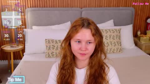 AmeliRoyse online show from December 22, 7:42 pm