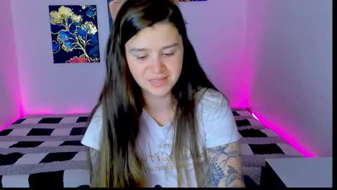 amellymillyy online show from September 22, 10:58 pm