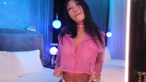 Ami online show from April 10, 7:40 pm