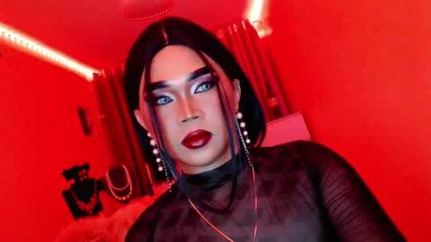 Queen Mireska online show from March 7, 5:06 pm