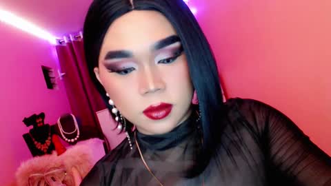 Queen Mireska online show from February 24, 3:09 pm