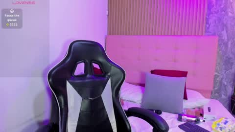 Amiee online show from June 14, 2:24 am