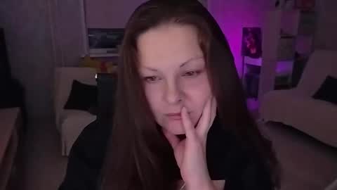 Mila online show from November 14, 8:44 pm