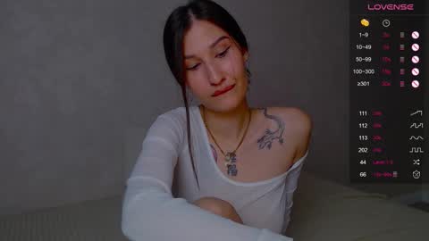 Snapshot of aminegulse chatting on October 21, 11:41 pm Camilla online show from October 21, 11:41 pm