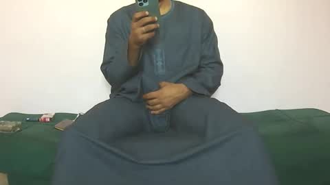 Snapshot of amir_elaraby chatting on September 29, 10:47 am Amir online show from September 29, 10:47 am