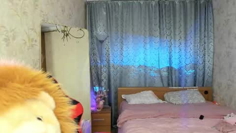 Ami online show from March 13, 6:44 pm