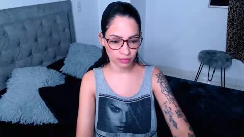 diana online show from April 20, 1:08 am