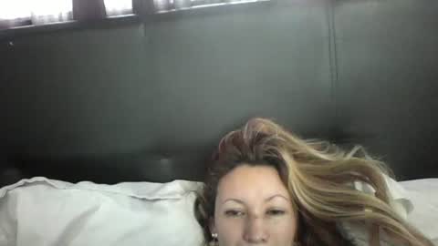 Paula D online show from May 1, 11:26 am