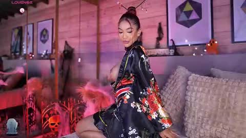 Ammy Scott  online show from October 30, 12:33 am