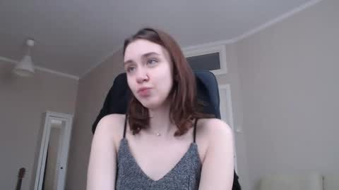 Snapshot of amoremeoww chatting on March 10, 6:05 am miss unforgettable online show from March 10, 6:05 am