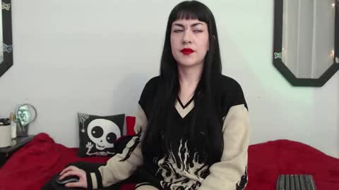 Amy online show from January 11, 4:57 pm