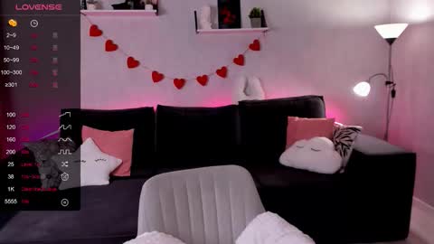 Amy online show from October 7, 9:05 am