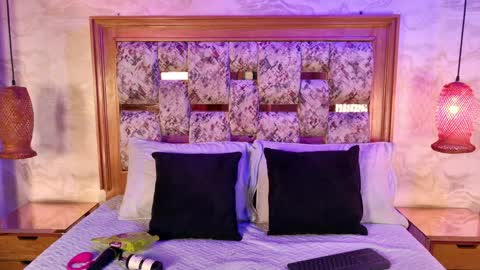 amy_greenee online show from April 1, 11:44 am