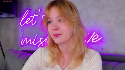 Amy online show from September 26, 12:07 am