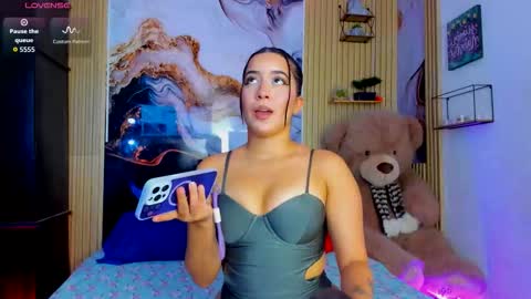 amy_leah_ online show from February 22, 3:03 pm