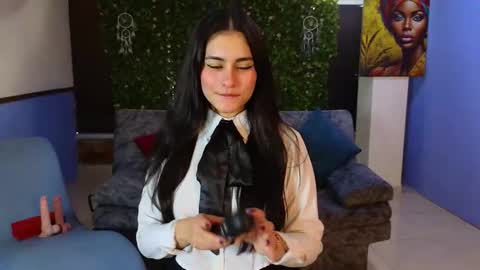 Amy online show from December 15, 8:05 pm