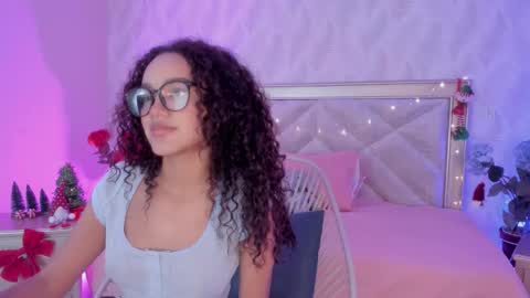 Amely online show from November 30, 5:53 pm