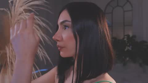 Amy Armstrong online show from November 14, 10:33 pm